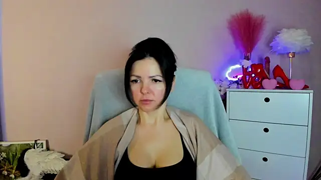 Snapshot of Mollybloom40 chatting on March 26, 2026, 7:58 am Mollybloom40 online show from March 26, 2026, 7:58 am