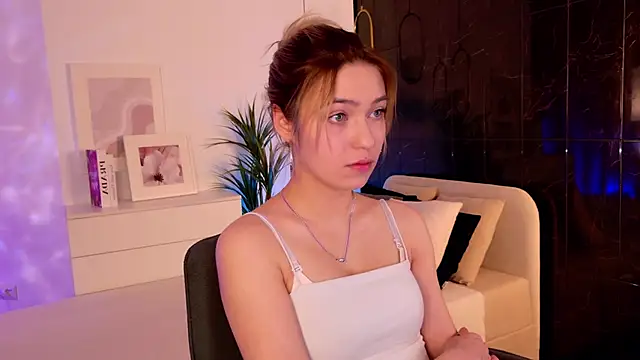 AlysiaSun  online show from March 18, 2026, 9:18 pm