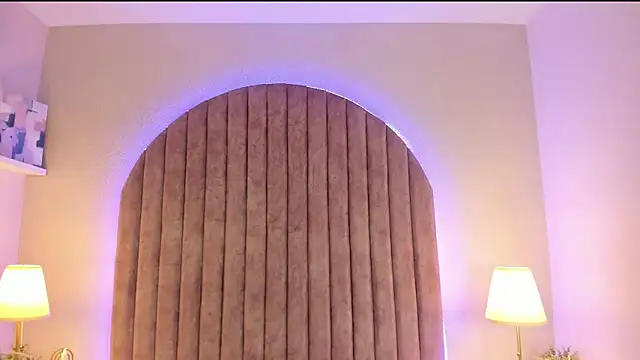 Snapshot of ShaylaDavis chatting on October 31, 2025, 7:48 pm ShaylaDavis online show from October 31, 2025, 7:48 pm