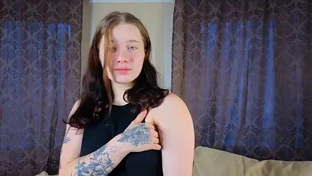 JonDatko online show from December 3, 2025, 4:42 am