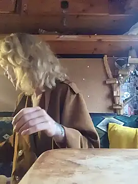 DeesseLilli online show from October 15, 2025, 6:46 am