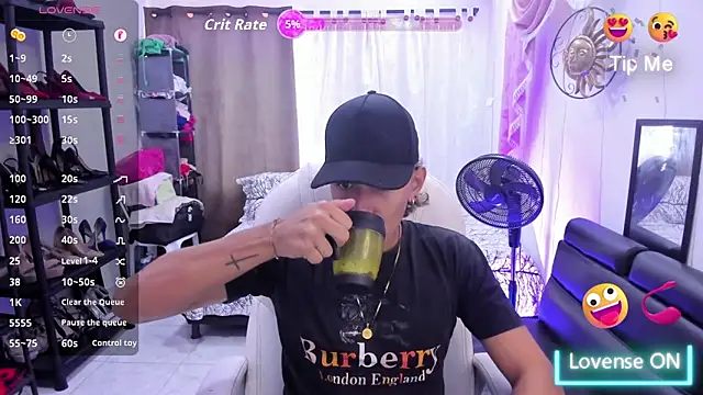 Hayden Boy  online show from December 2, 2025, 6:03 pm