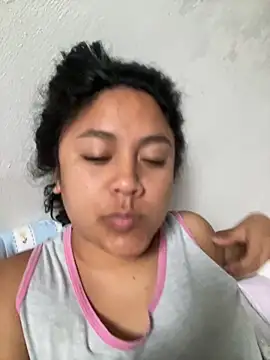 Snapshot of Techi0525 chatting on November 12, 2025, 12:16 pm Techi0525 online show from November 12, 2025, 12:16 pm