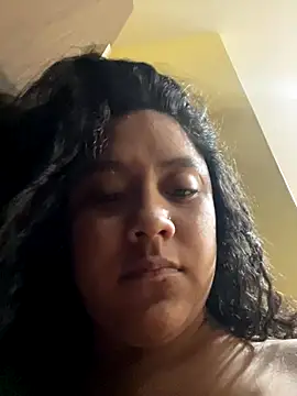 Snapshot of Techi0525 chatting on December 4, 2025, 1:53 pm Techi0525 online show from December 4, 2025, 1:53 pm