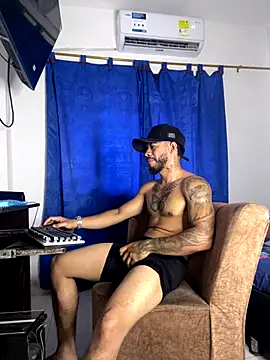 Kylian Alessandro online show from January 5, 2026, 6:11 pm