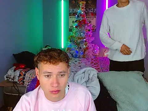 Latin boysxxxx online show from December 2, 2025, 12:10 pm