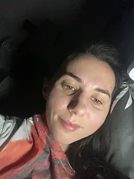 oliviya mur online show from November 28, 2025, 12:35 am