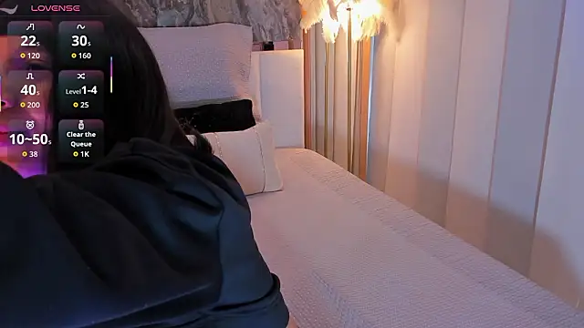 Snapshot of Rashel_Frost_ chatting on February 4, 2026, 3:07 pm Rashel Frost online show from February 4, 2026, 3:07 pm