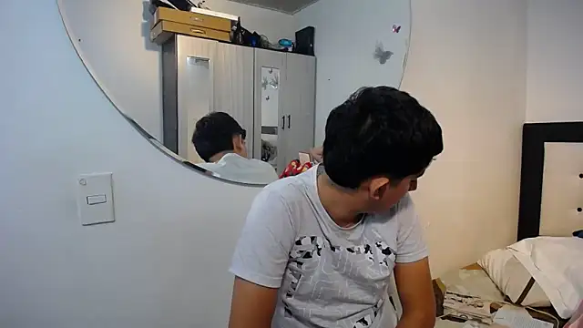 Snapshot of Dravith_Valery chatting on November 18, 2025, 3:12 am Dravith Valery online show from November 18, 2025, 3:12 am