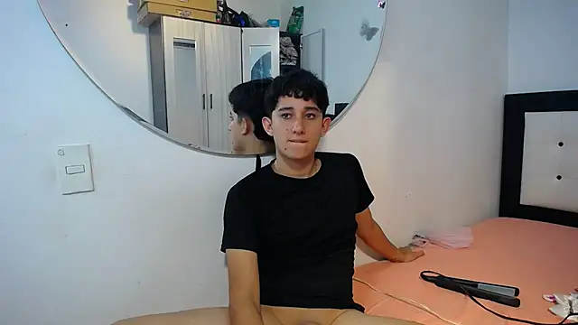 Snapshot of Dravith_Valery chatting on November 22, 2025, 6:56 am Dravith Valery online show from November 22, 2025, 6:56 am