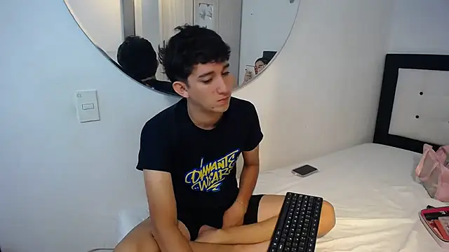 Snapshot of Dravith_Valery chatting on November 23, 2025, 9:42 am Dravith Valery online show from November 23, 2025, 9:42 am