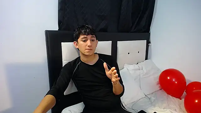 Snapshot of Dravith_Valery chatting on February 15, 2026, 4:53 am Dravith Valery online show from February 15, 2026, 4:53 am