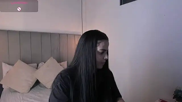 Snapshot of Pamela_occoner_ chatting on November 13, 2025, 5:01 pm Pamela occoner online show from November 13, 2025, 5:01 pm