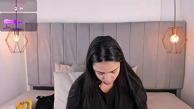 Snapshot of Pamela_occoner_ chatting on December 15, 2025, 7:40 pm Pamela occoner online show from December 15, 2025, 7:40 pm