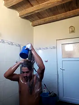 Snapshot of ogiday124 chatting on October 25, 2025, 10:45 am ogiday124 online show from October 25, 2025, 10:45 am