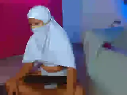 Snapshot of zara_arabic chatting on October 22, 2025, 6:40 pm zara arabic online show from October 22, 2025, 6:40 pm