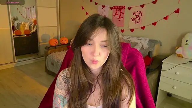 BellaSink online show from November 5, 2025, 5:40 am