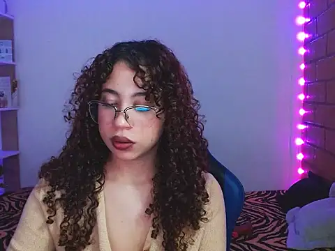 Medussa3033 online show from December 21, 2025, 3:35 am