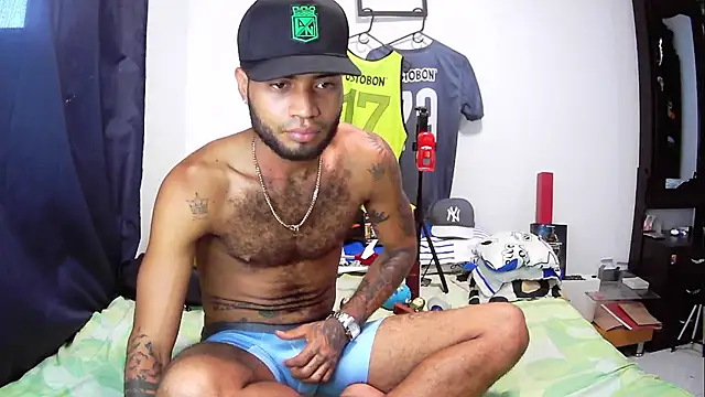 AXionX online show from November 7, 2025, 9:59 pm