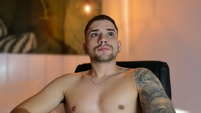 Mike montoya01 online show from November 20, 2025, 5:12 pm