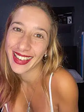 Snapshot of sexymaryjane chatting on October 21, 2025, 3:57 pm sexymaryjane online show from October 21, 2025, 3:57 pm