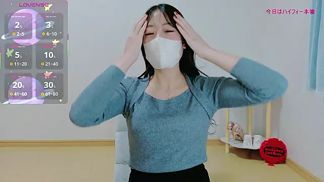 Snapshot of TSUKI_circle chatting on November 29, 2025, 2:42 pm TSUKI circle online show from November 29, 2025, 2:42 pm