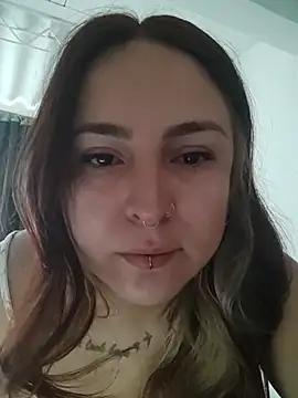 Rhosynn online show from February 18, 2026, 2:57 pm