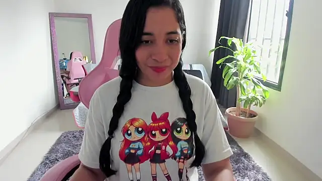 Snapshot of Kruela chatting on October 30, 2025, 2:07 pm Kruela online show from October 30, 2025, 2:07 pm