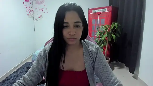 Snapshot of Kruela chatting on November 12, 2025, 12:44 am Kruela online show from November 12, 2025, 12:44 am