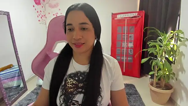 Snapshot of Kruela chatting on November 20, 2025, 1:11 pm Kruela online show from November 20, 2025, 1:11 pm