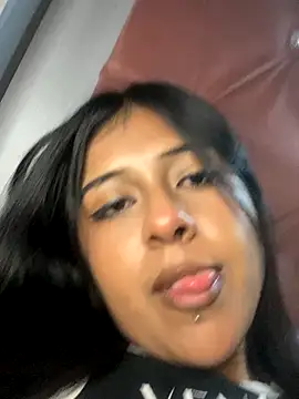 Alicia Sanz online show from October 28, 2025, 6:06 am