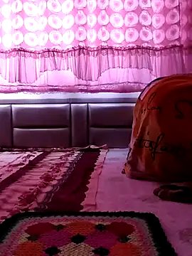 caige8888 online show from March 28, 2026, 6:57 am