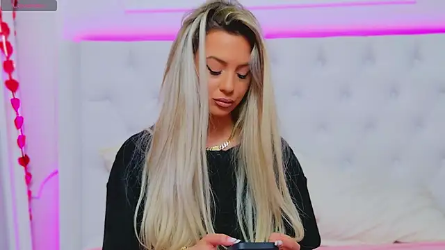 AriannaSins online show from February 27, 2025, 7:37 pm