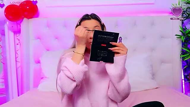 AriannaSins online show from February 19, 2026, 1:07 pm