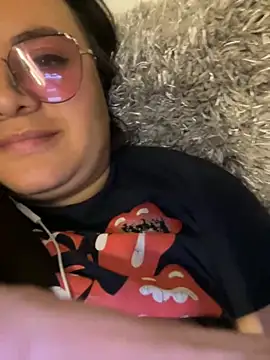 antoniamiller69 online show from November 5, 2025, 2:00 am