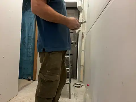 AndyLynn online show from October 17, 2025, 10:40 am