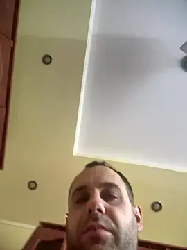 AndyLynn online show from November 1, 2025, 6:04 am