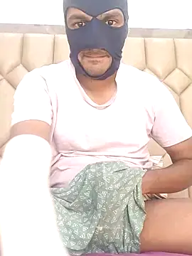 Mysterious Prince online show from December 3, 2025, 5:55 pm