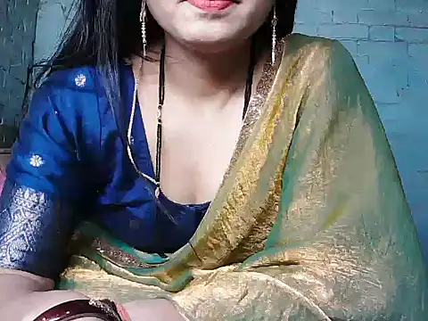 Snapshot of diksha--s chatting on October 28, 2025, 6:43 pm diksha--s online show from October 28, 2025, 6:43 pm