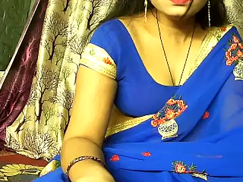 Snapshot of diksha--s chatting on November 16, 2025, 7:36 am diksha--s online show from November 16, 2025, 7:36 am