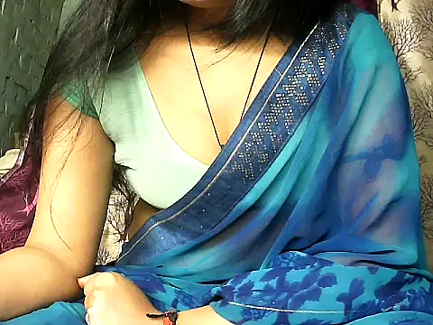 Snapshot of diksha--s chatting on November 24, 2025, 11:04 pm diksha--s online show from November 24, 2025, 11:04 pm