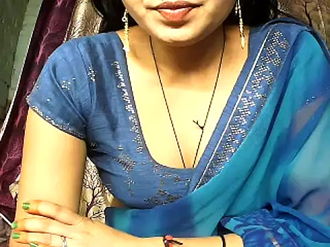Snapshot of diksha--s chatting on December 4, 2025, 10:13 am diksha--s online show from December 4, 2025, 10:13 am