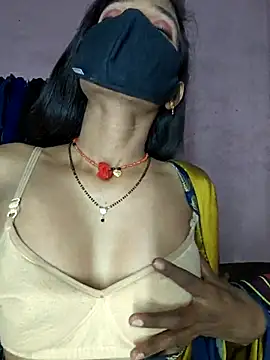 sweet couple99 online show from November 30, 2025, 2:04 am