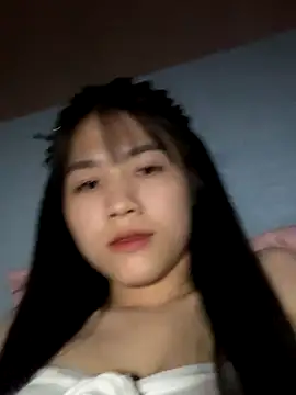 Leaf-Tgu online show from October 27, 2025, 3:38 pm