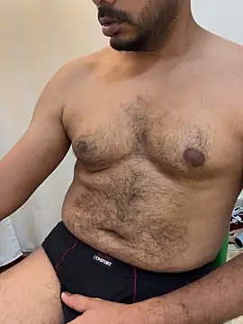 Snapshot of Handsome8677 chatting on April 16, 2026, 8:48 am Handsome8677 online show from April 16, 2026, 8:48 am