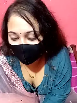 Snapshot of Porimoni22 chatting on October 21, 2025, 3:35 pm Porimoni22 online show from October 21, 2025, 3:35 pm