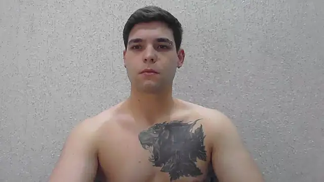 Snapshot of Zure-xxx chatting on June 14, 2026, 3:41 am Zure-xxx online show from June 14, 2026, 3:41 am