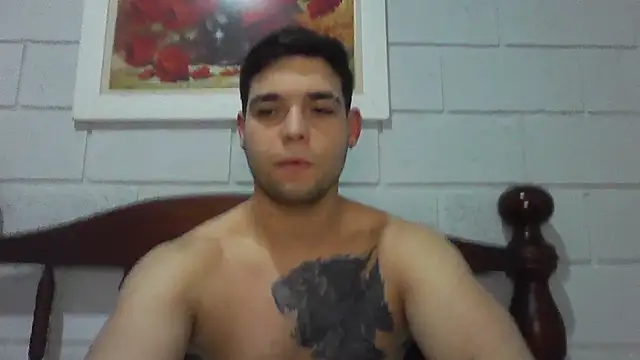 Snapshot of Zure-xxx chatting on July 21, 2026, 4:48 am Zure-xxx online show from July 21, 2026, 4:48 am