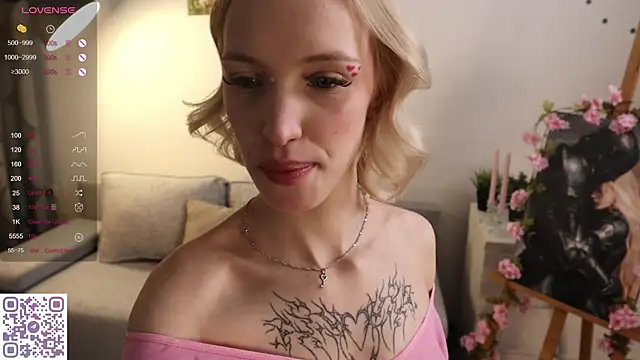 Snapshot of Grace_Glend chatting on June 17, 2026, 10:10 pm Grace Glend online show from June 17, 2026, 10:10 pm