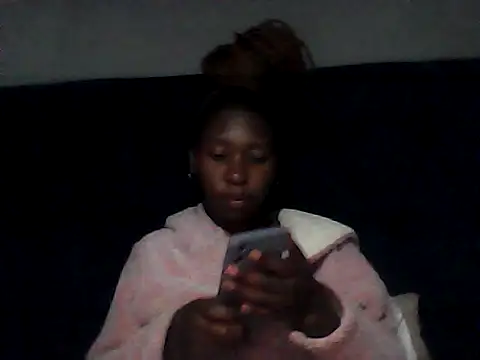 sexysmalldaily04 online show from October 25, 2025, 7:08 pm